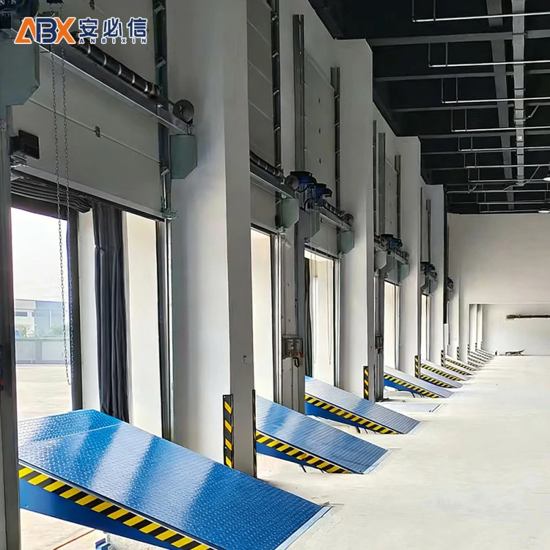 新乡翻板滑升门